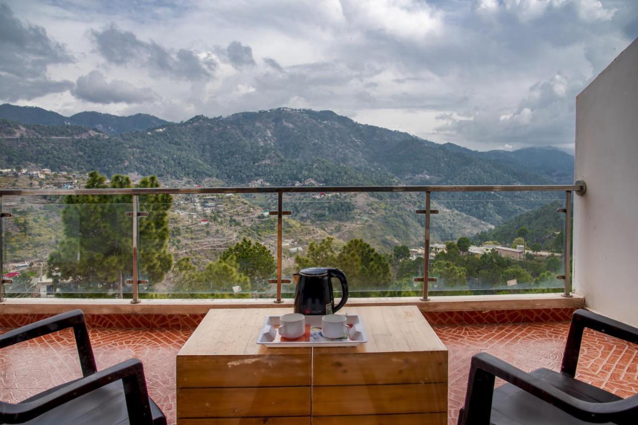 Himalyan Hills I Serviced Apt I Nature I Chef I Kasauli By Exotic Stays Esterno foto